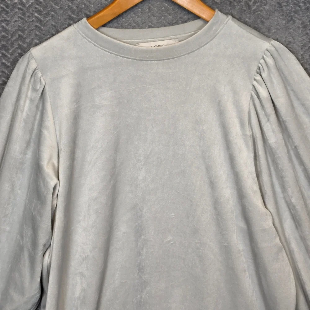 LOFT Womens Light Gray Velour Puff Sleeve Crew Neck Top Blouse Large RN140923